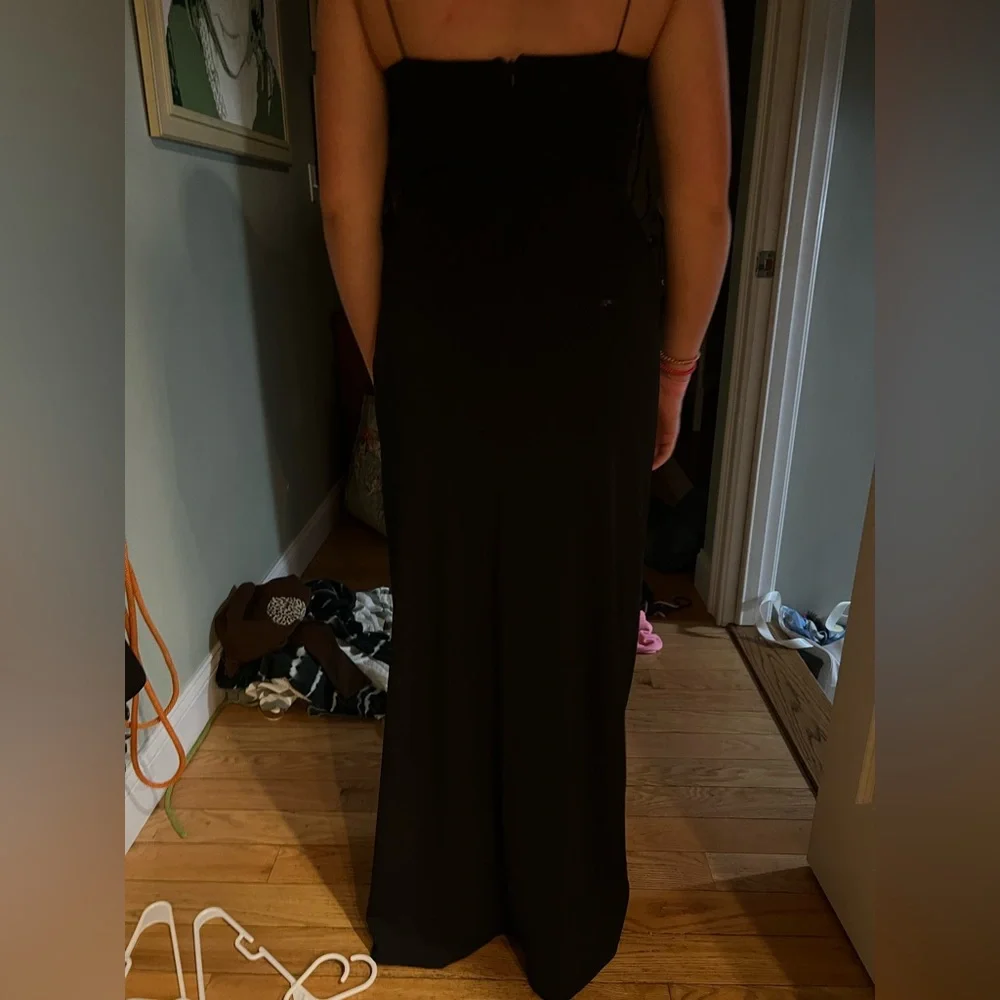 Formal gown - Picture 3 of 6